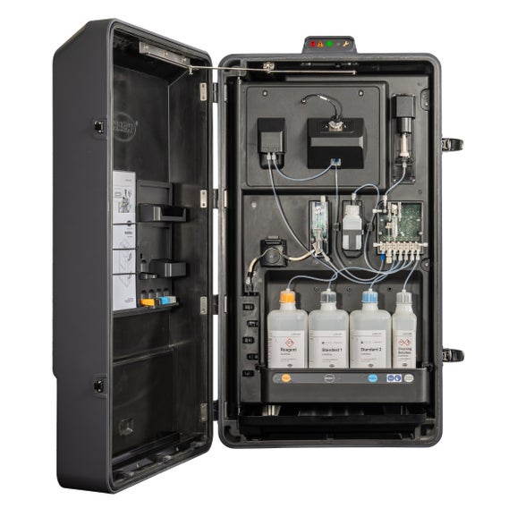 NH6000sc Ammonium-Analysator, 1 Kanal, zur Verwendung mit 1 externen Filtrationssystem, Durchflusserkennung, 230 V AC